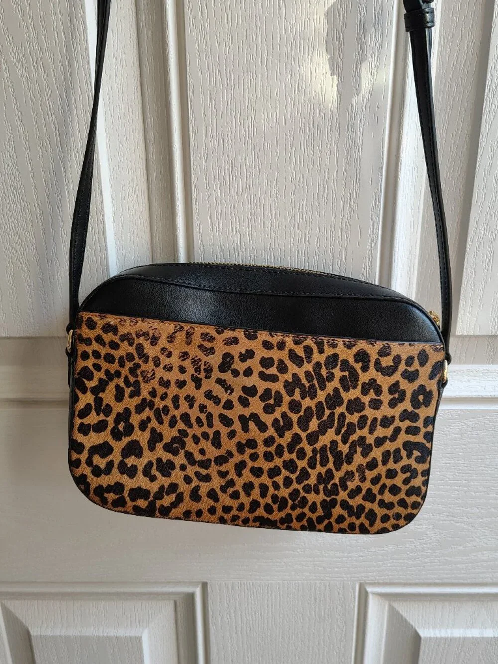 MICHAEL KORS FAUX LEOPARD FUR CROSSBODY With Gold Hardware - Picture 3 of 5